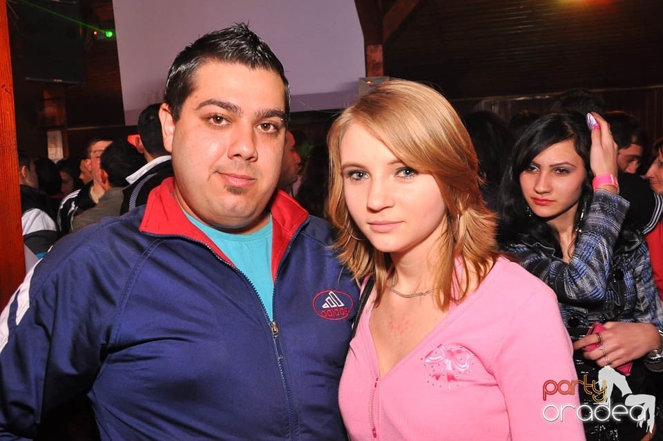 DJ Szatmári & Jucus în Disco Faház,
