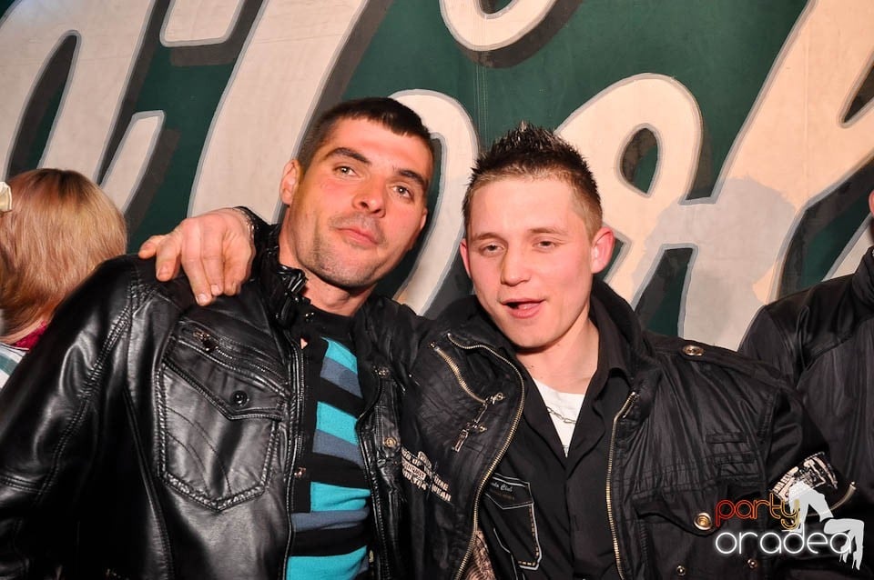 DJ Szatmári & Jucus în Disco Faház,