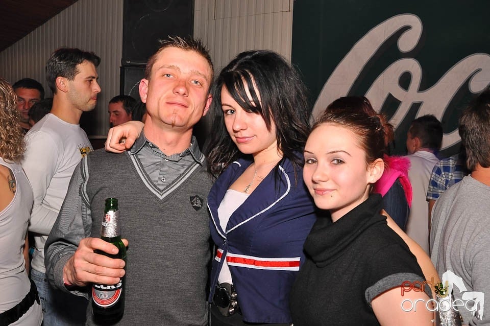 DJ Szatmári & Jucus în Disco Faház,