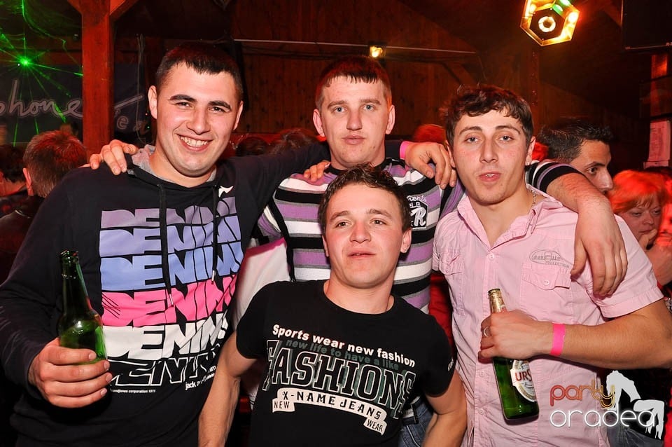 DJ Szatmári & Jucus în Disco Faház,