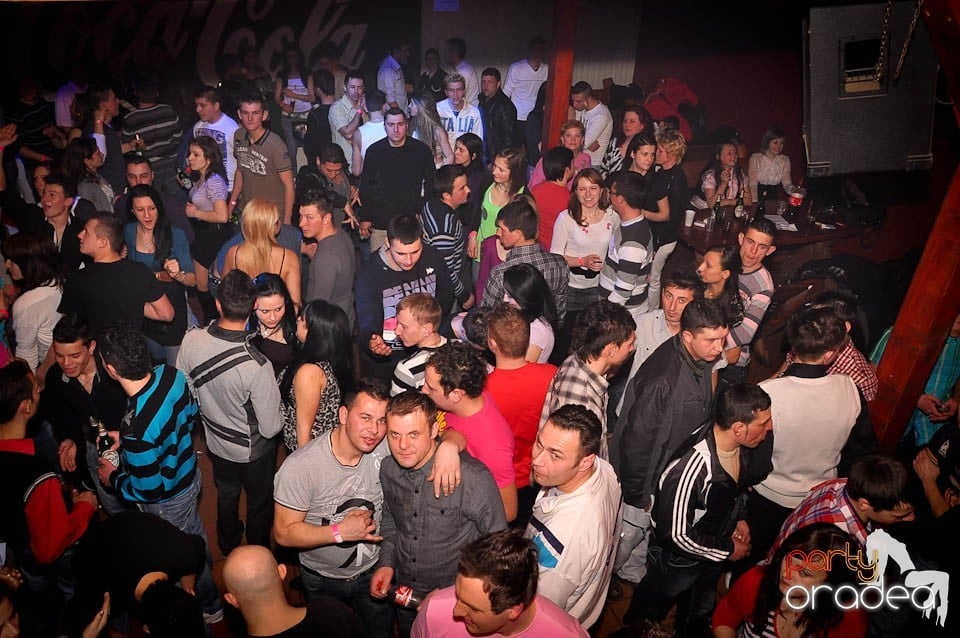 DJ Szatmári & Jucus în Disco Faház,