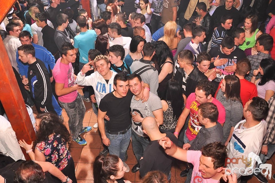 DJ Szatmári & Jucus în Disco Faház,