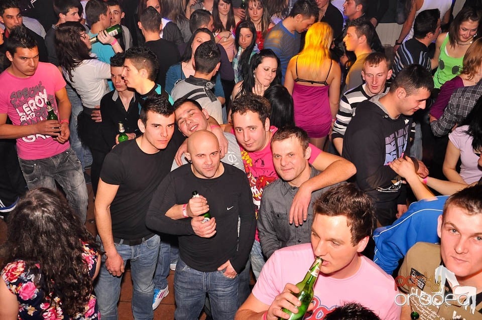 DJ Szatmári & Jucus în Disco Faház,
