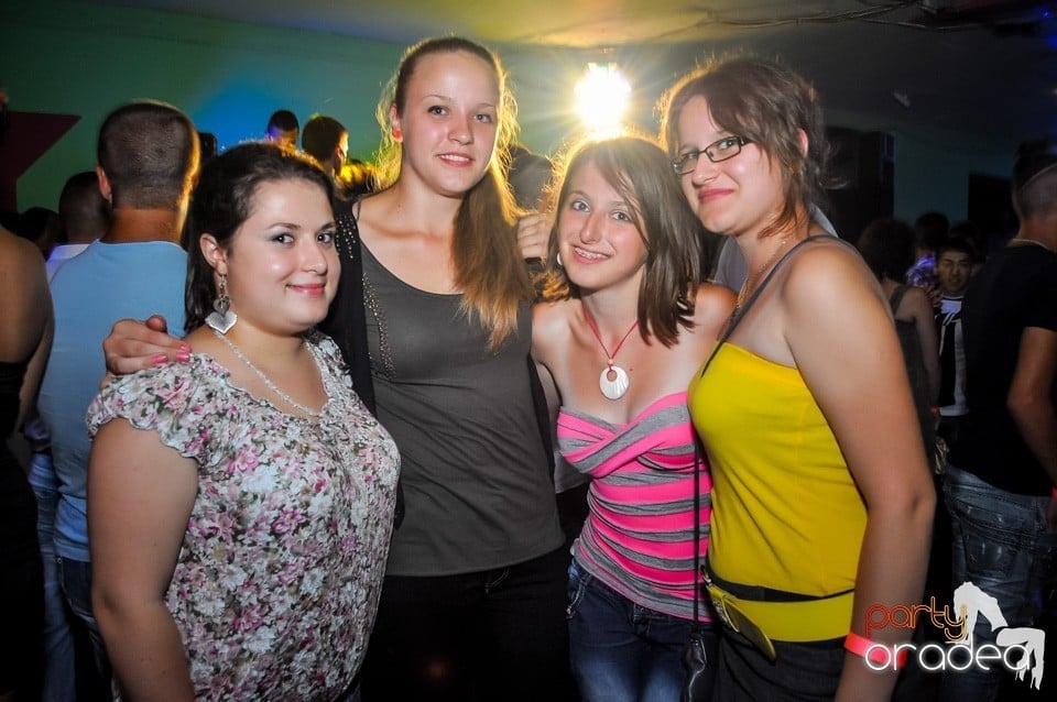 Dj Szatmari & Jucus, Royal Party House