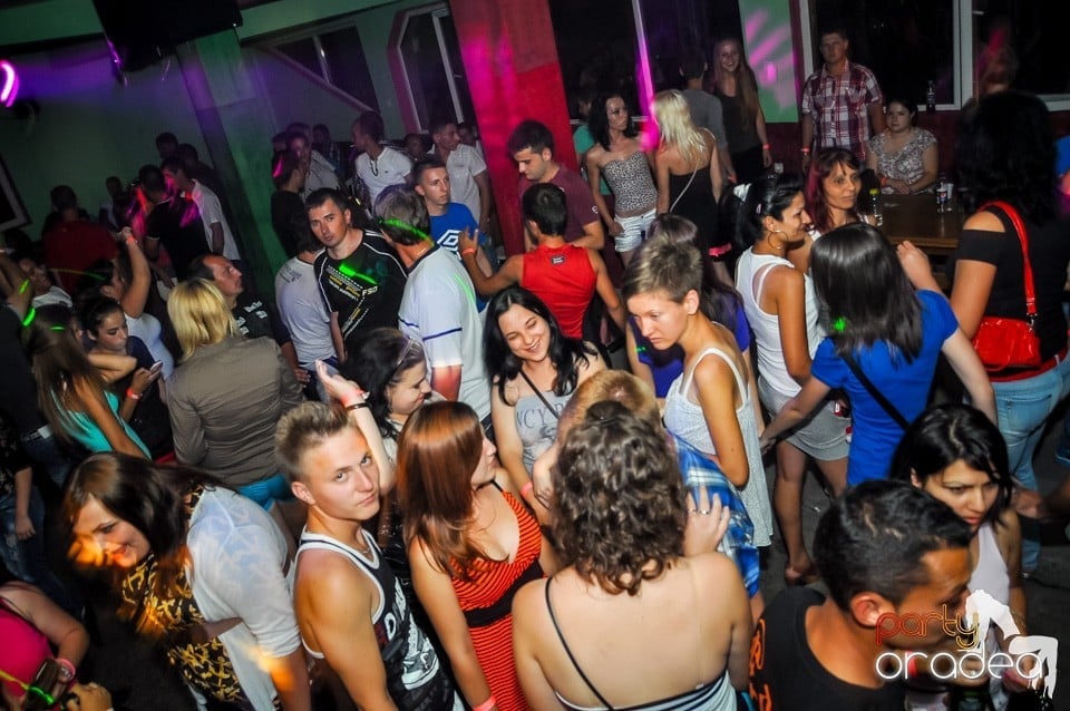 Dj Szatmari & Jucus, Royal Party House