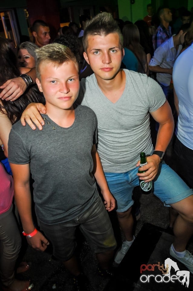 Dj Szatmari & Jucus, Royal Party House