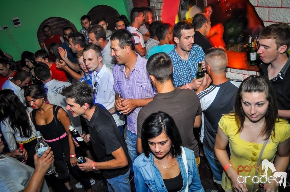 Dj Szatmari & Jucus, Royal Party House