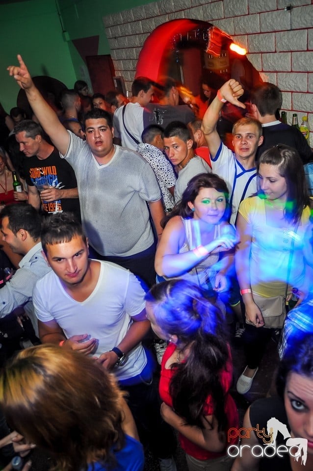 Dj Szatmari & Jucus, Royal Party House