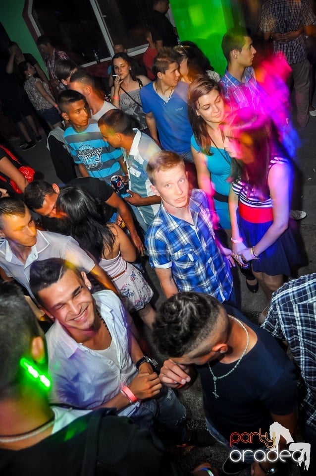 Dj Szatmari & Jucus, Royal Party House