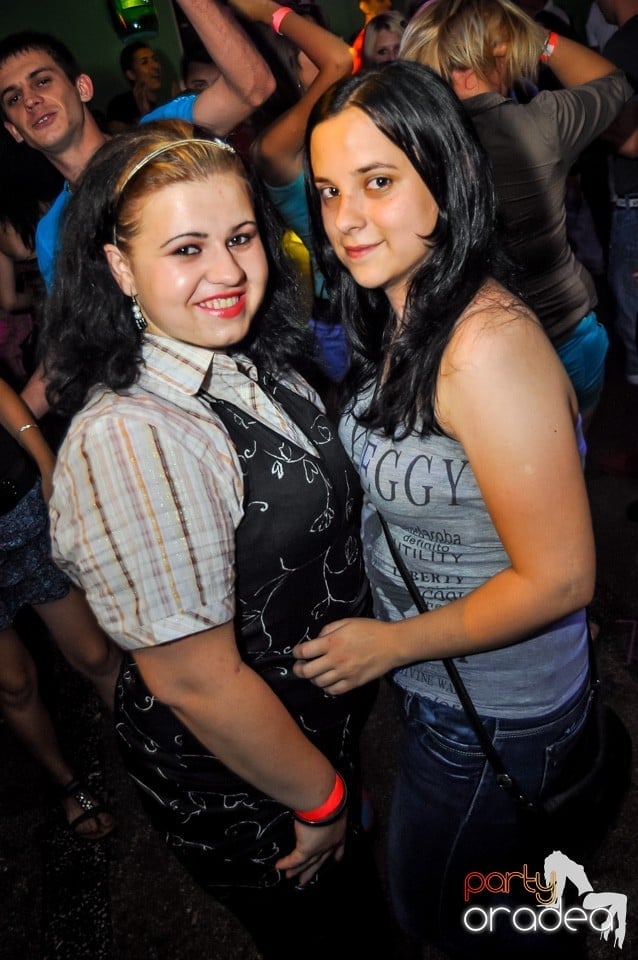 Dj Szatmari & Jucus, Royal Party House