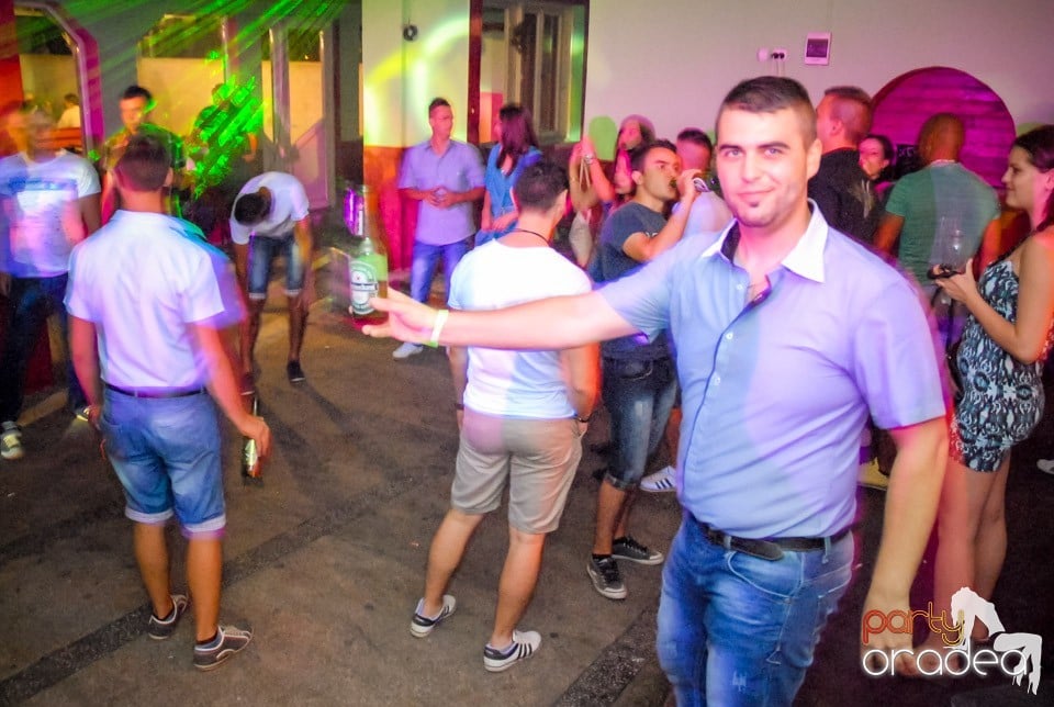 Dj Toorbo & Dj Acca, Royal Party House