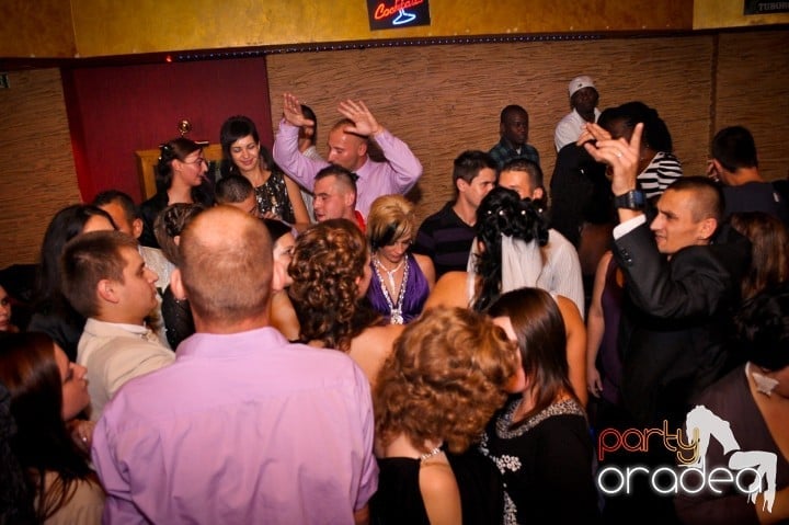 Downtown, sâmbătă noaptea, 