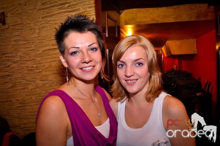 Downtown, sâmbătă noaptea, 