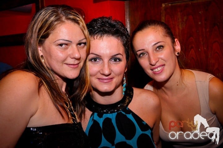 Downtown, sâmbătă noaptea, 