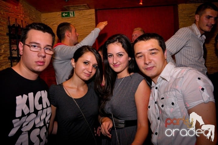 Downtown, sâmbătă noaptea, 