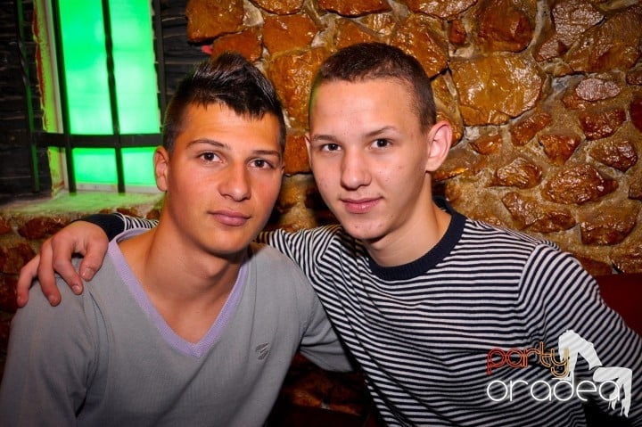 Downtown, sâmbătă noaptea, 