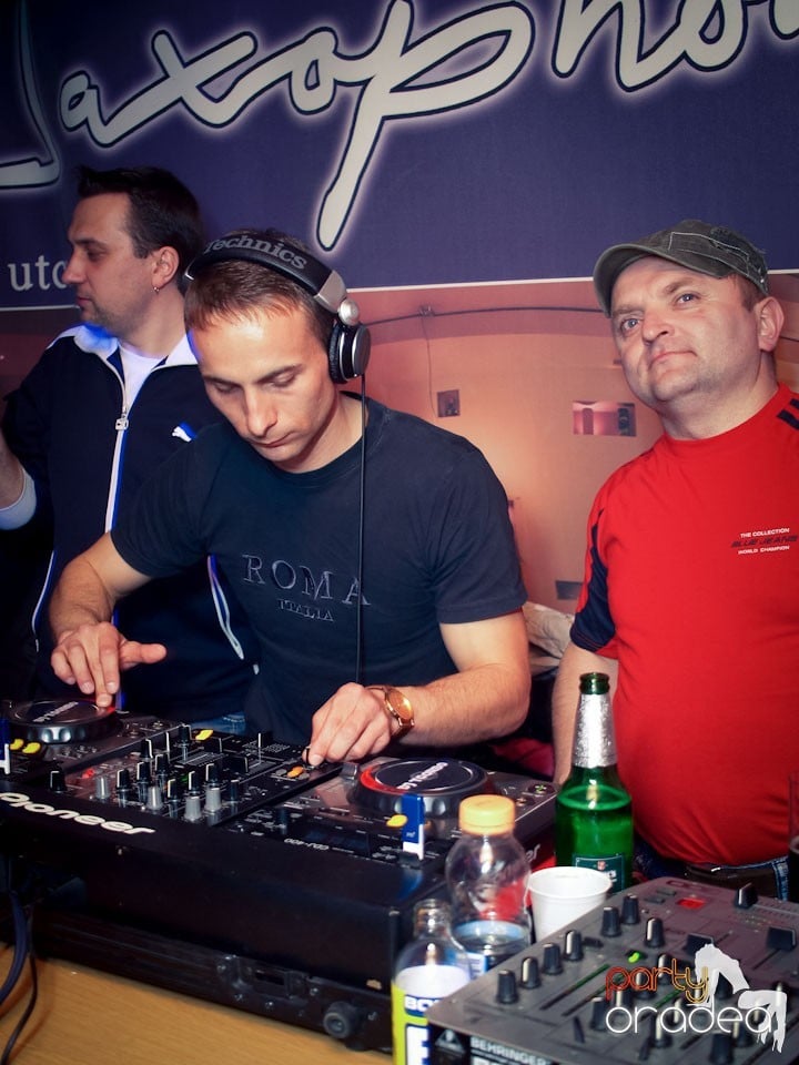 Easter Party în Disco Faház,