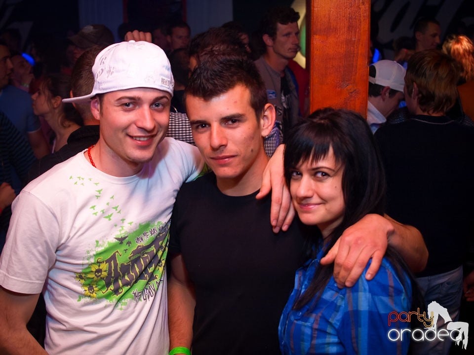 Easter Party în Disco Faház,