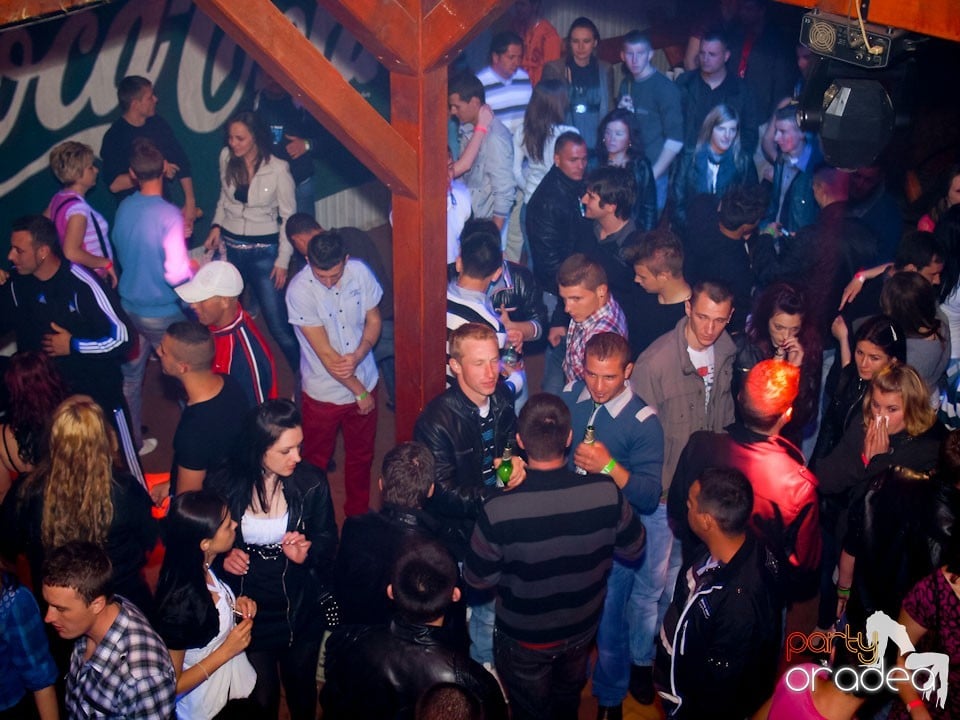 Easter Party în Disco Faház,
