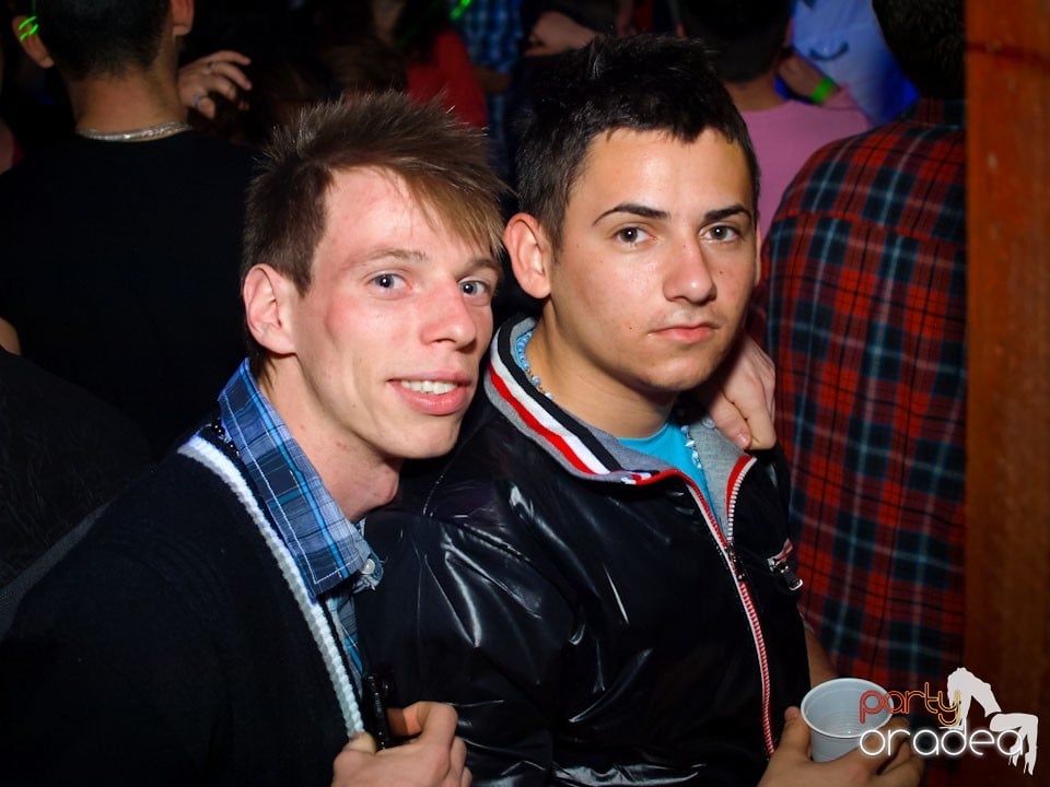 Easter Party în Disco Faház,