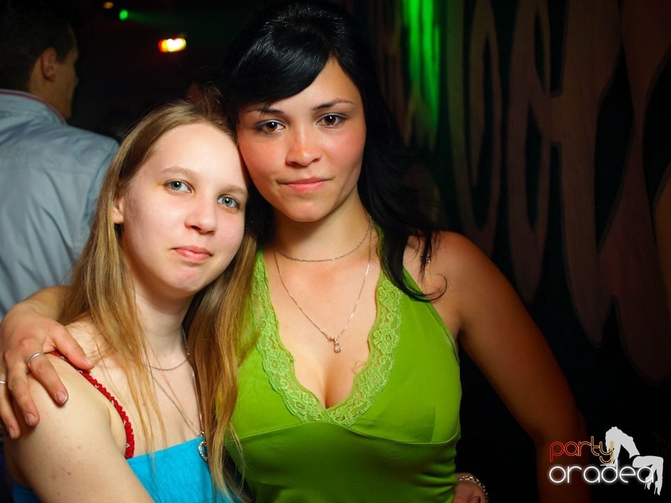 Easter Party în Disco Faház,