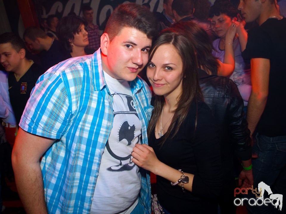 Easter Party în Disco Faház,