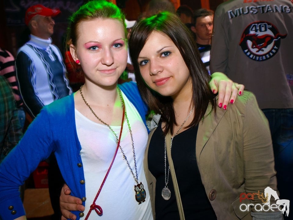 Easter Party în Disco Faház,