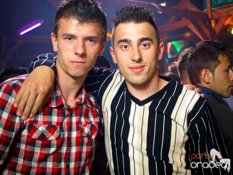 Easter Party în Disco Faház,