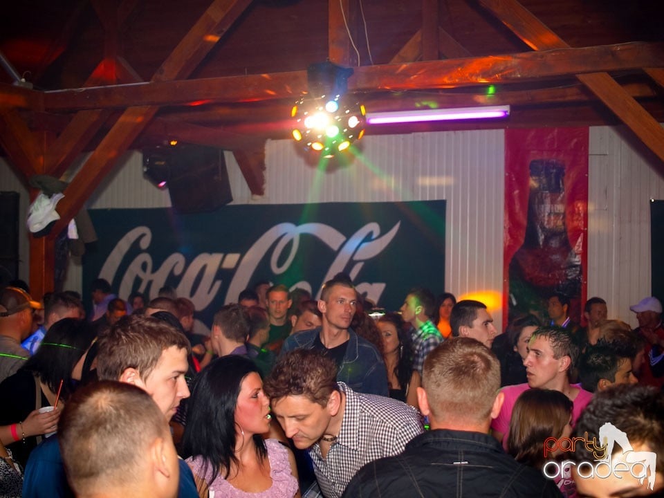 Easter Party în Disco Faház,