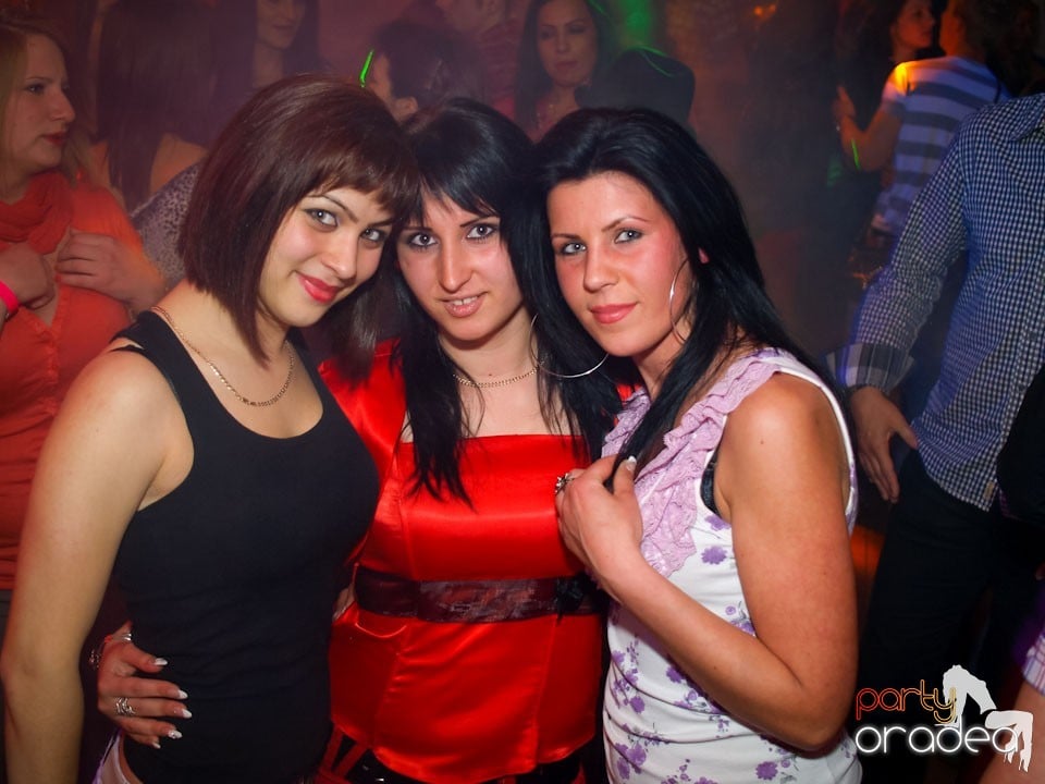Easter Party în Disco Faház,