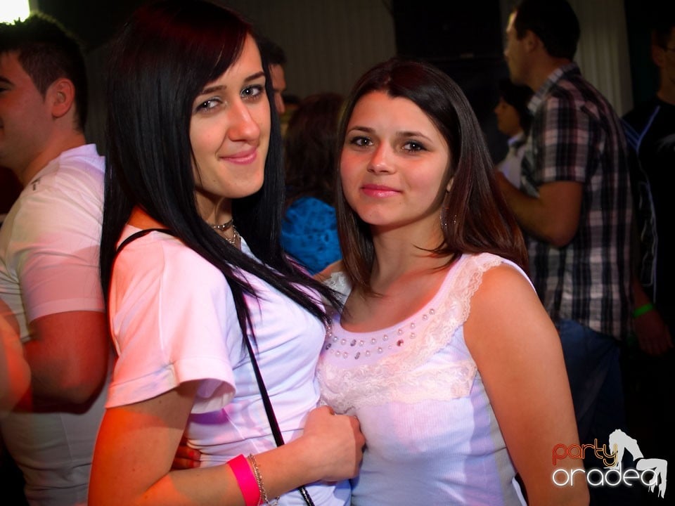 Easter Party în Disco Faház,