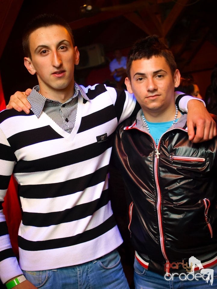 Easter Party în Disco Faház,