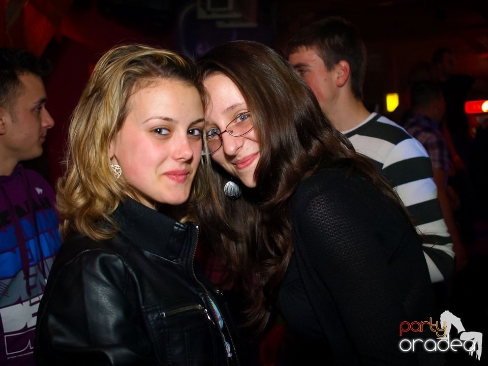 Easter Party în Disco Faház,