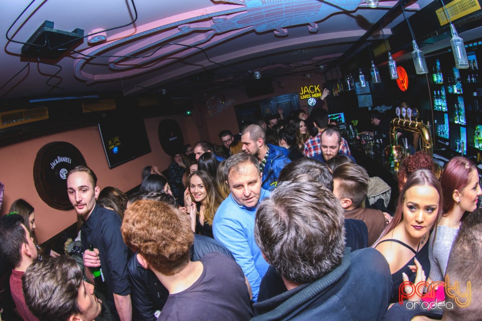 Vineri Seara în Edison Pub, 