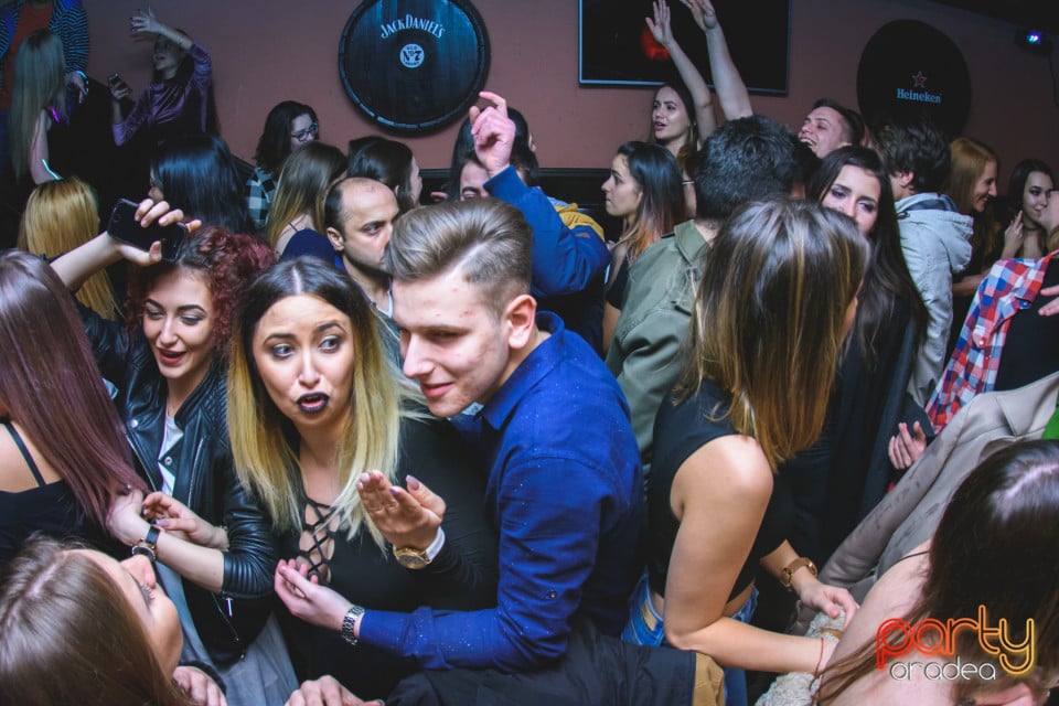 Vineri Seara în Edison Pub, 