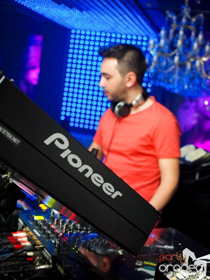 Emil Lassaria în The One,