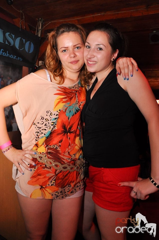 Endless Party în Disco Faház, 