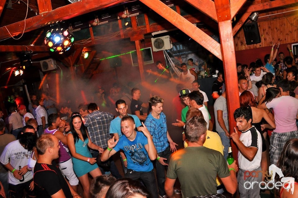 Endless Party în Disco Faház, 