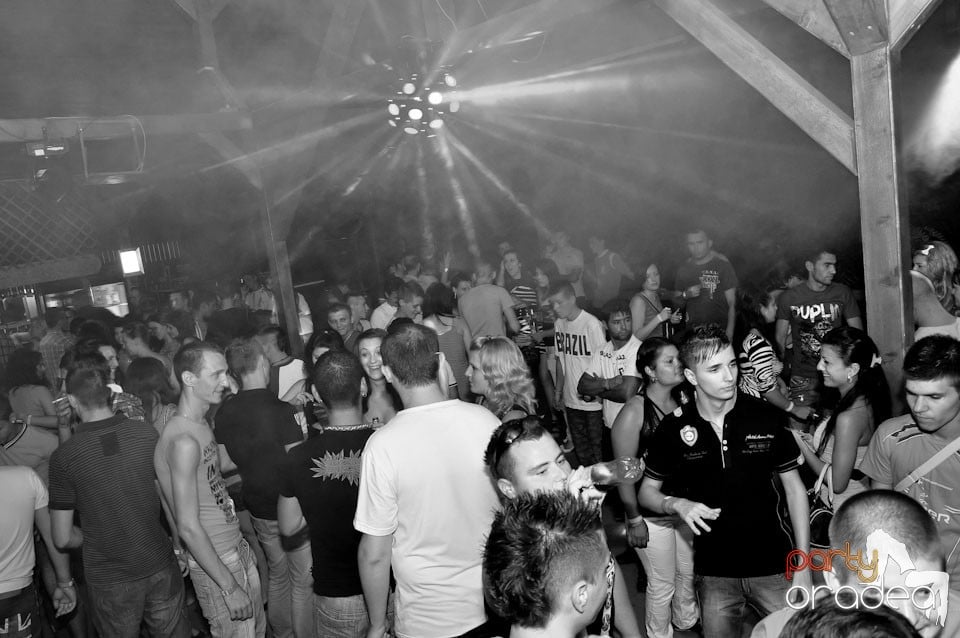 Endless Party în Disco Faház, 