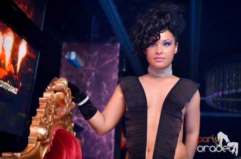 Erotique Burlesque @ The One,
