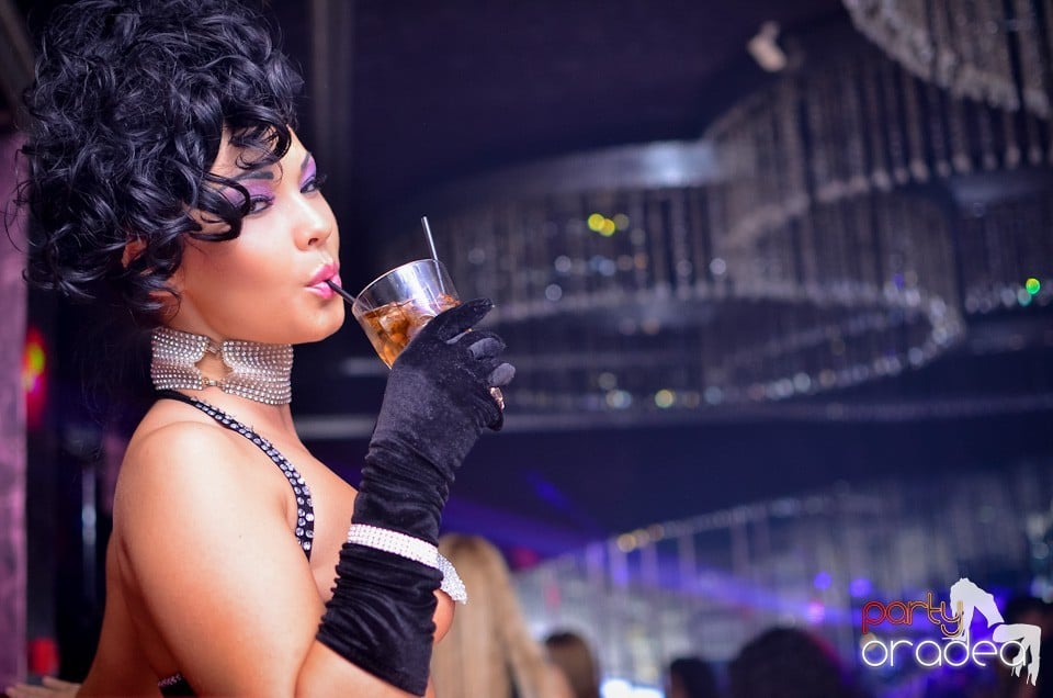 Erotique Burlesque @ The One,