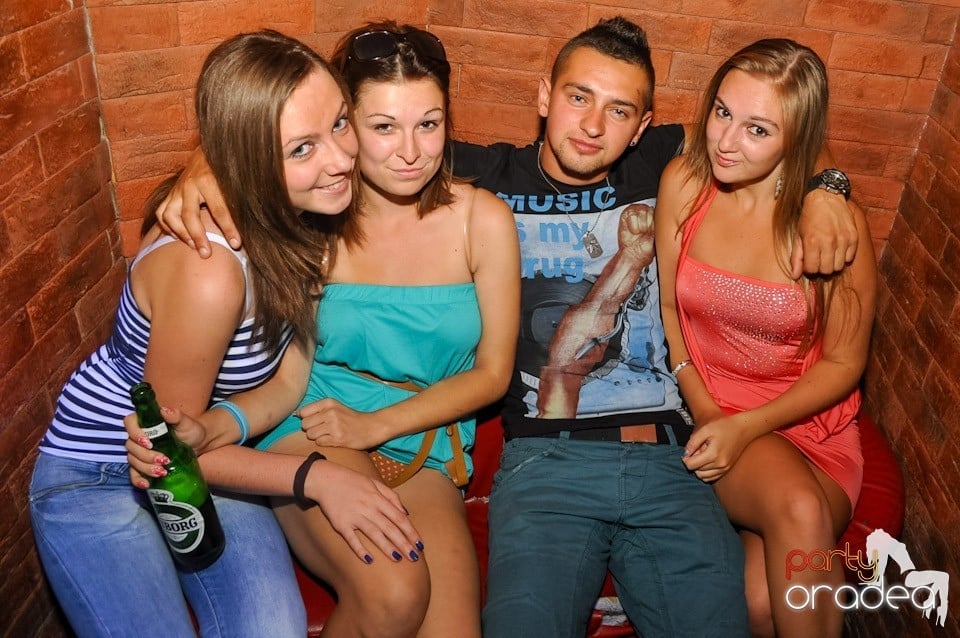 Escape: Carlsberg Summer Party sâmbătă, 