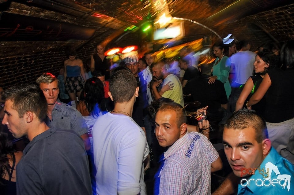 Escape: Carlsberg Summer Party sâmbătă, 