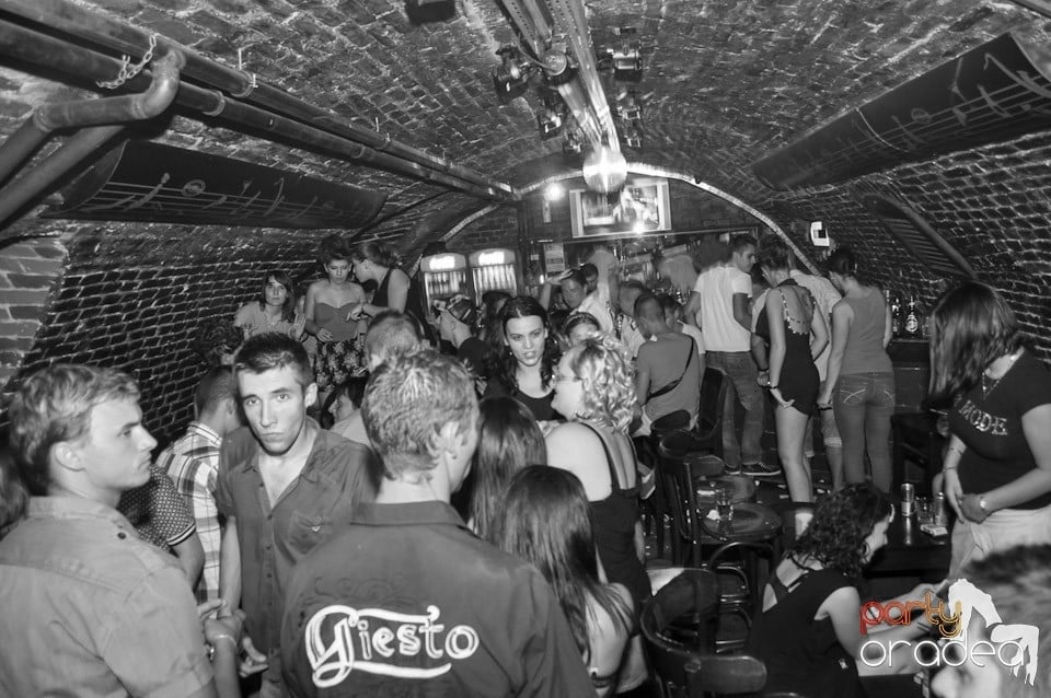 Escape: Carlsberg Summer Party sâmbătă, 