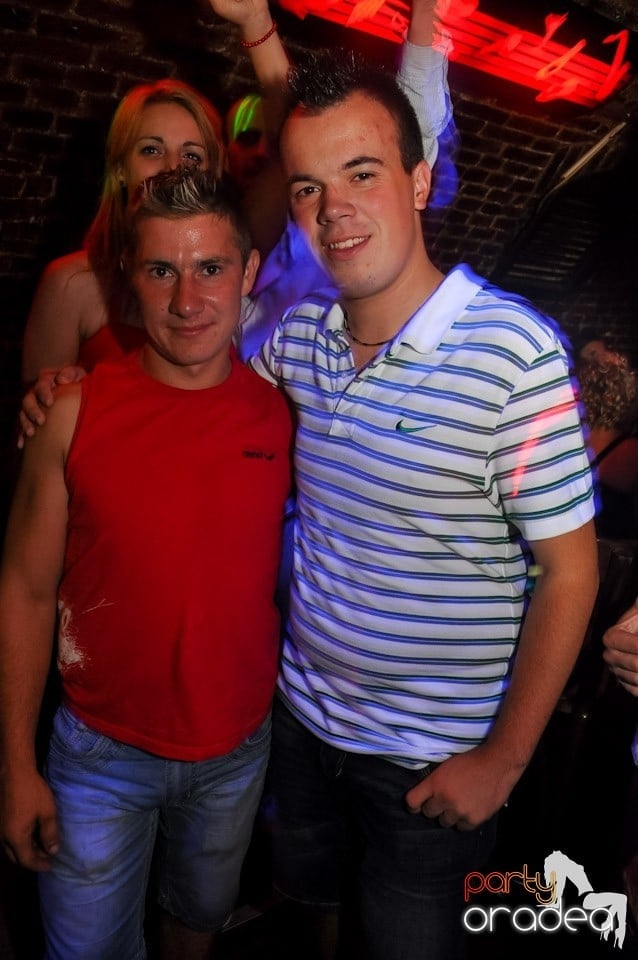 Escape: Carlsberg Summer Party sâmbătă, 