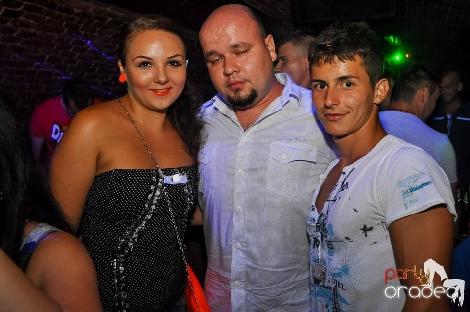 Escape: Carlsberg Summer Party sâmbătă, 