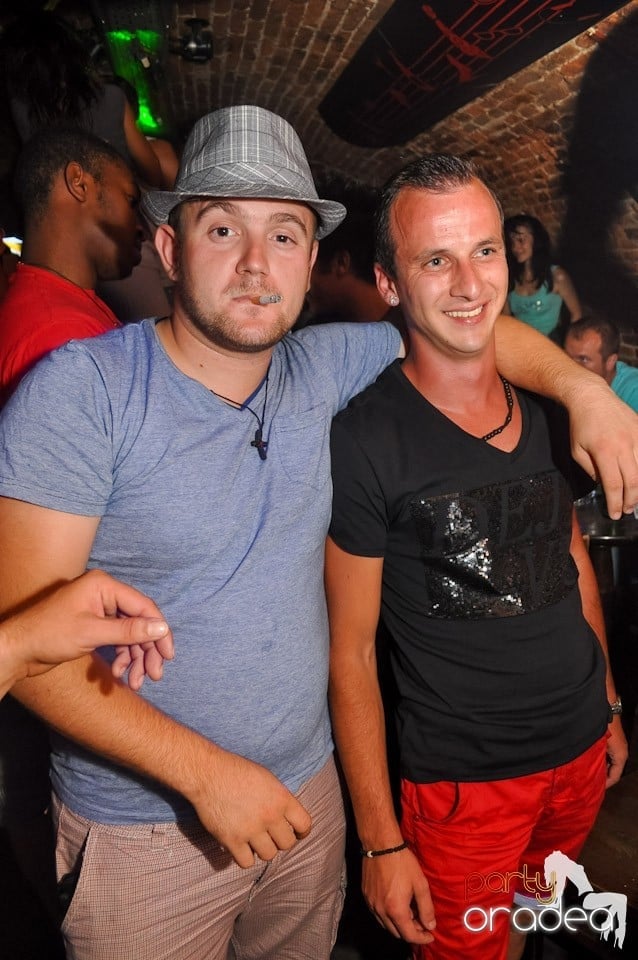 Escape: Carlsberg Summer Party sâmbătă, 