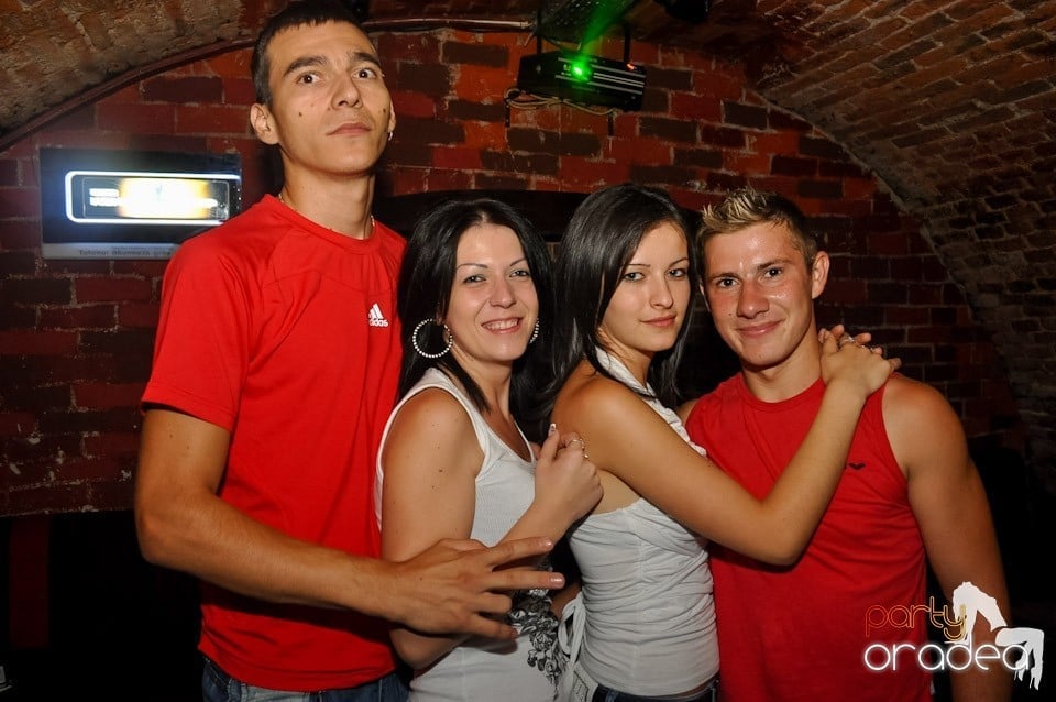 Escape: Carlsberg Summer Party sâmbătă, 