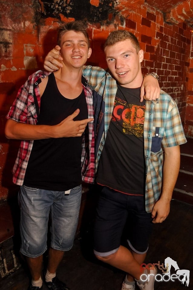 Escape: Carlsberg Summer Party sâmbătă, 