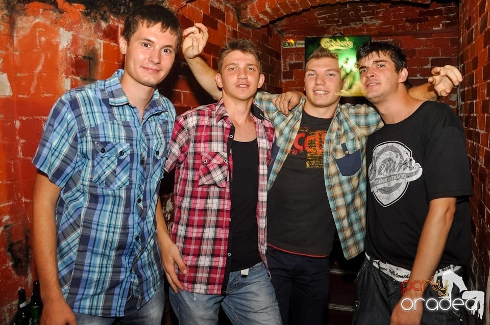 Escape: Carlsberg Summer Party sâmbătă, 